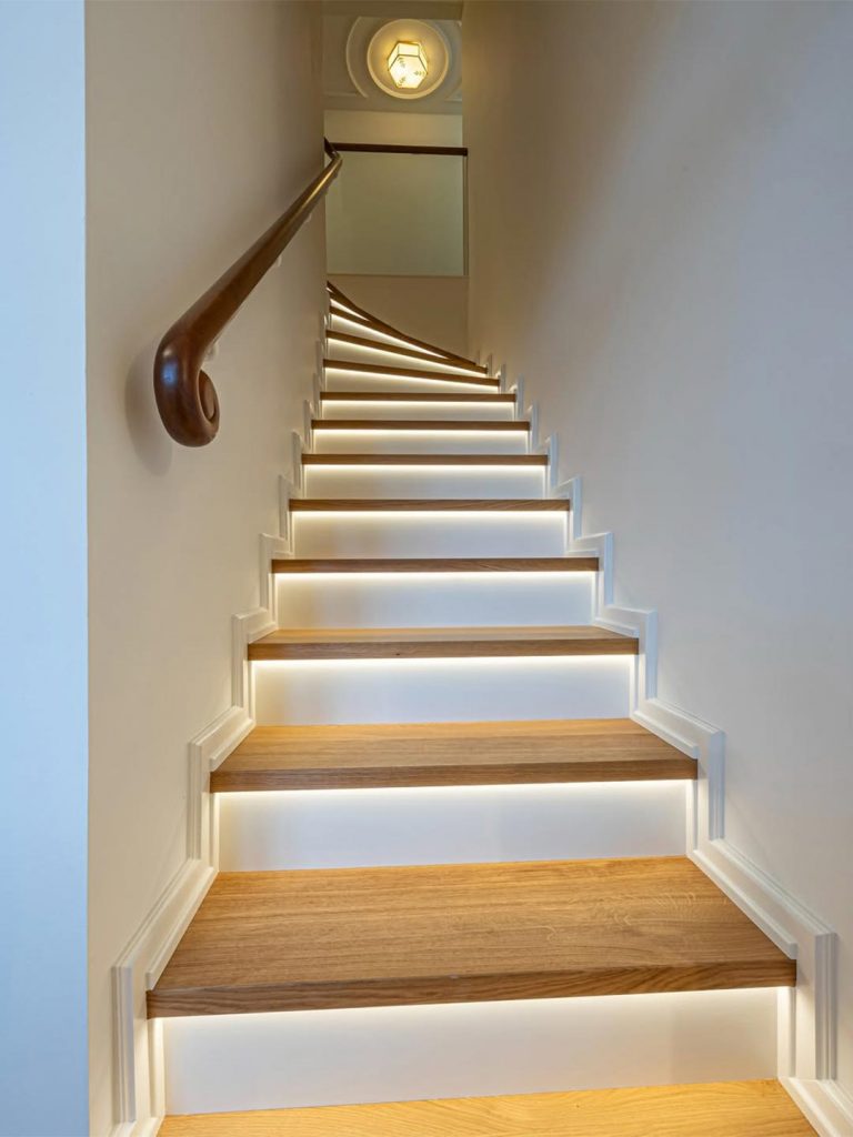 Im-Rahmen-der-Sanierung-eines-denkmalgeschützten-Landhauses,-ist-Wohnraum-in-gehobenem-Segment,-9