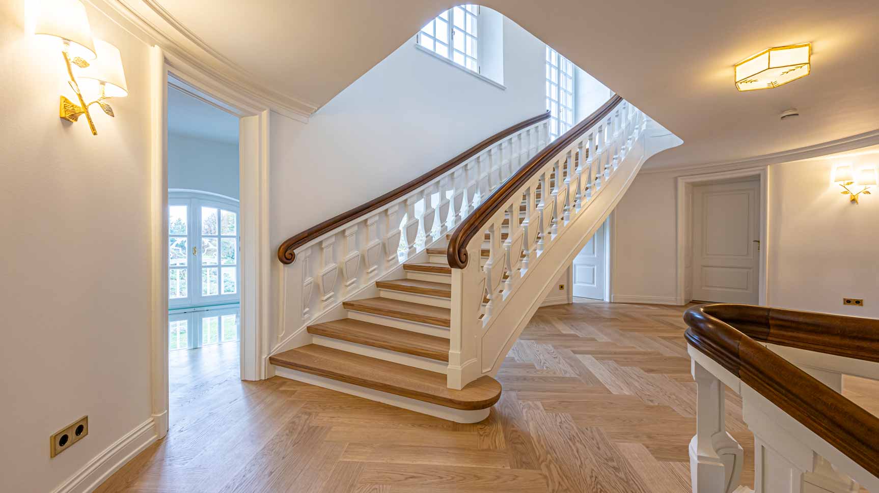 Ihrer Majestät der Königin von Portugal“