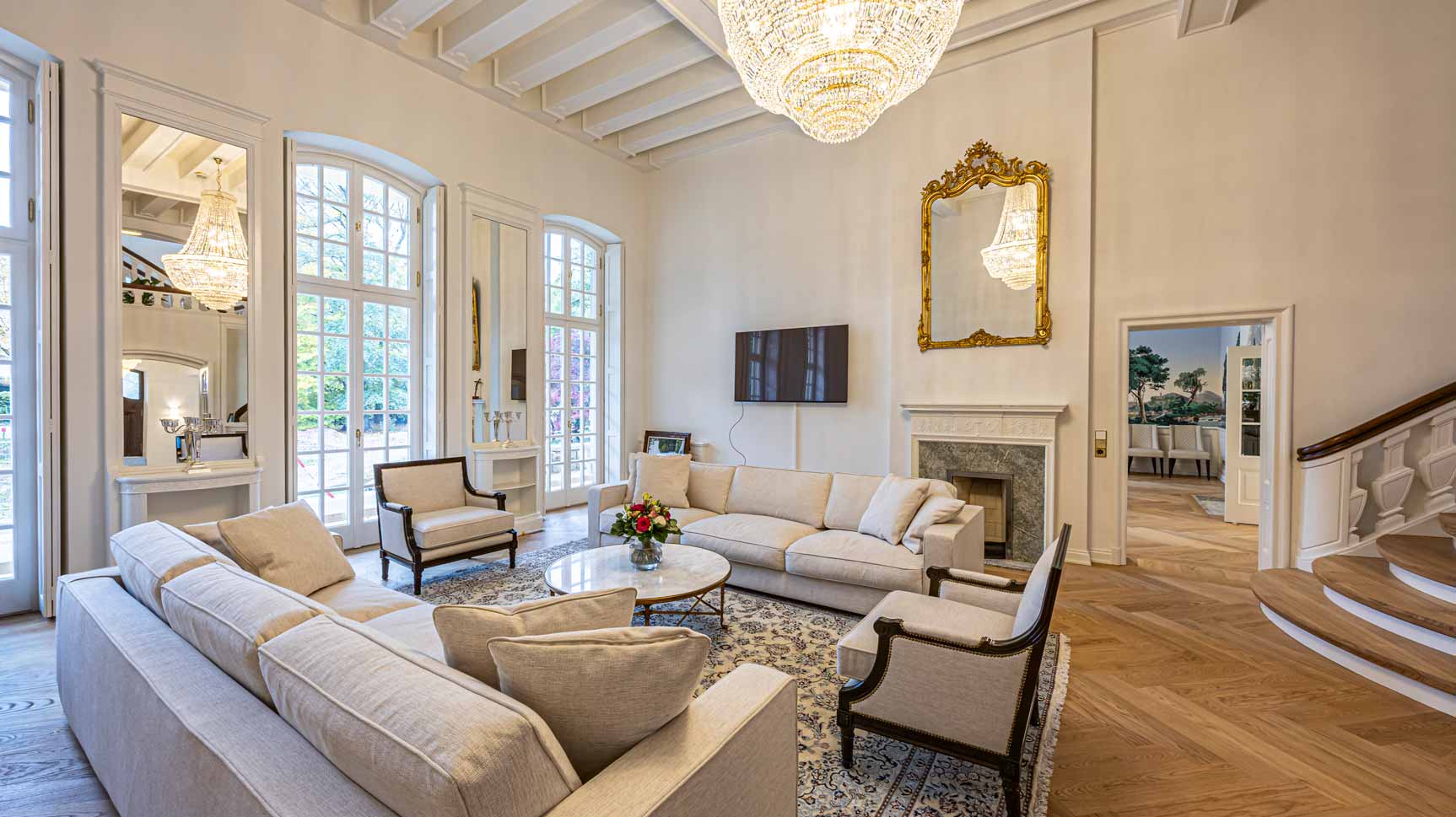 Ihrer Majestät der Königin von Portugal“