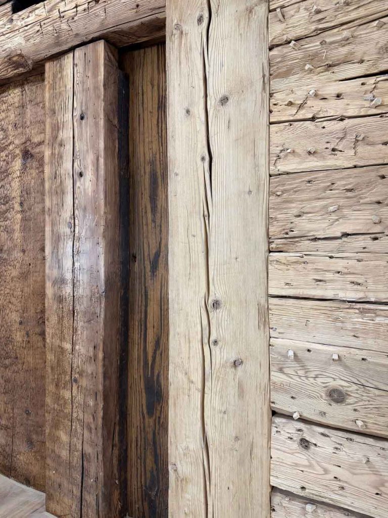 radition trifft Handwerk. Sanierungsarbeiten in einem denkmalgeschützten Schwarzwaldgebäude